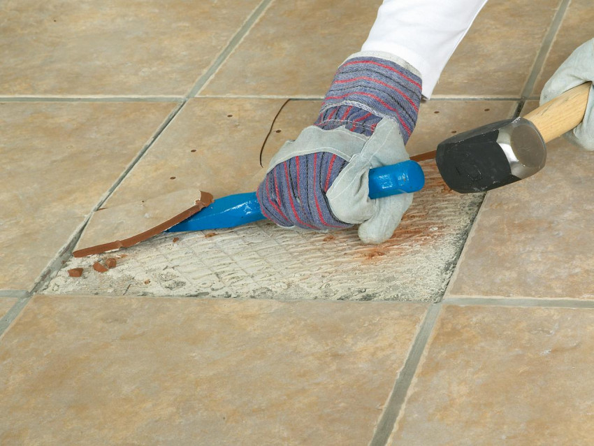 Tile Removal in Flooring Renovations